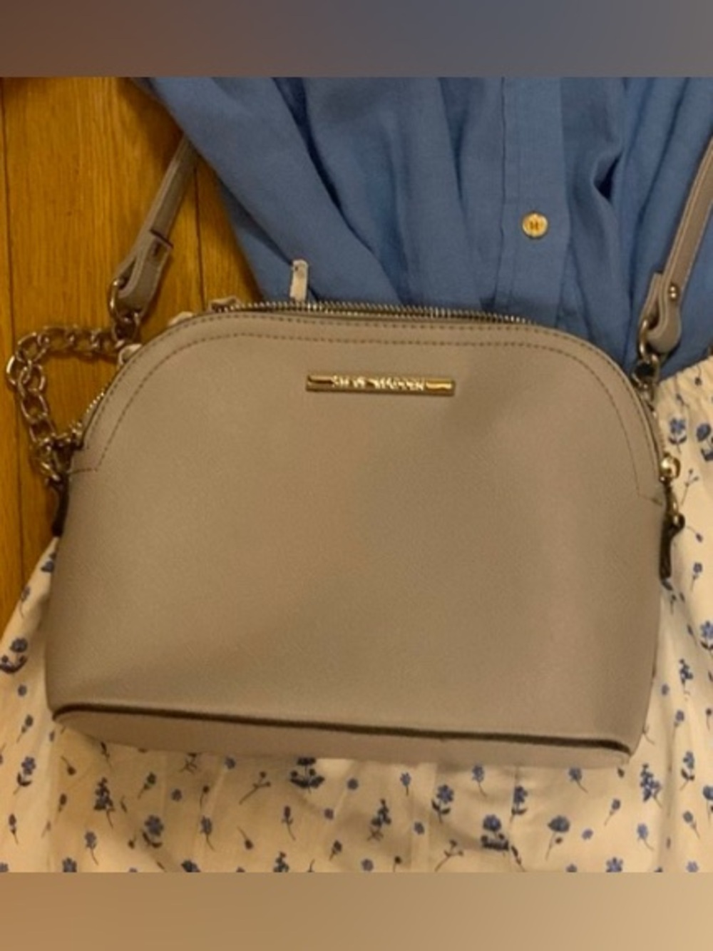 Steve Madden Grey Dome Crossbody Purse Silver Chain Strap Minimalist Bag